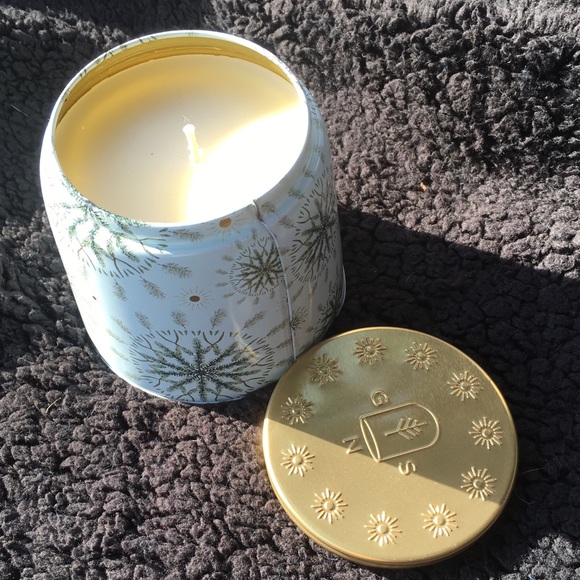 🔥SALE LAST ONE Anthropologie Good Natured Candle - Picture 2 of 2